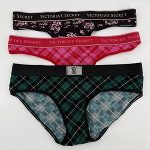 Victoria's Secret Womens Size M 3 Pack 1 Hipster Panties 2 Thongs‎ NEW With Tags